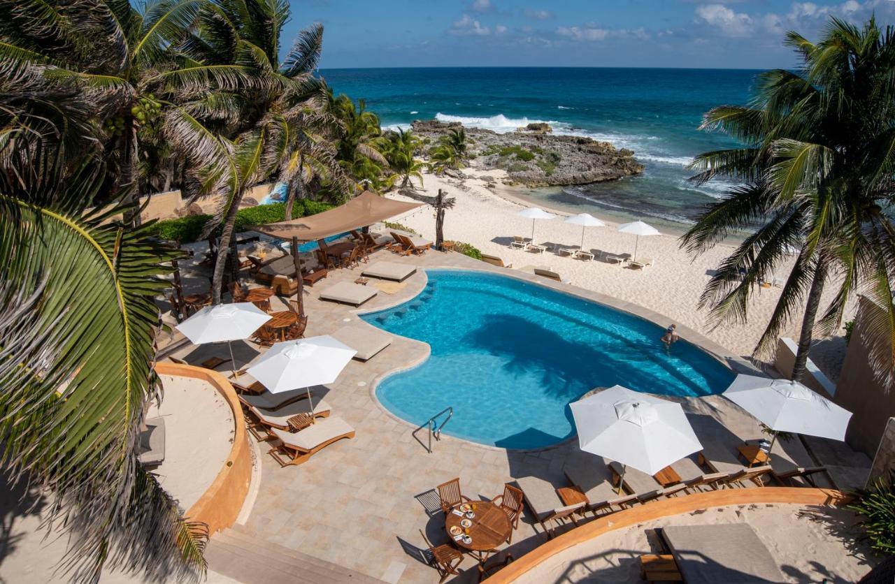 Hotel Playa La Media Luna Isla Mujeres Exteriör bild