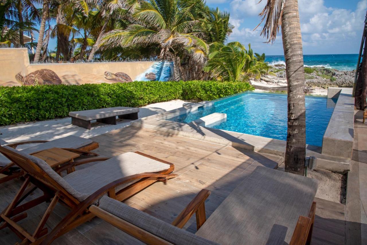 Hotel Playa La Media Luna Isla Mujeres Exteriör bild